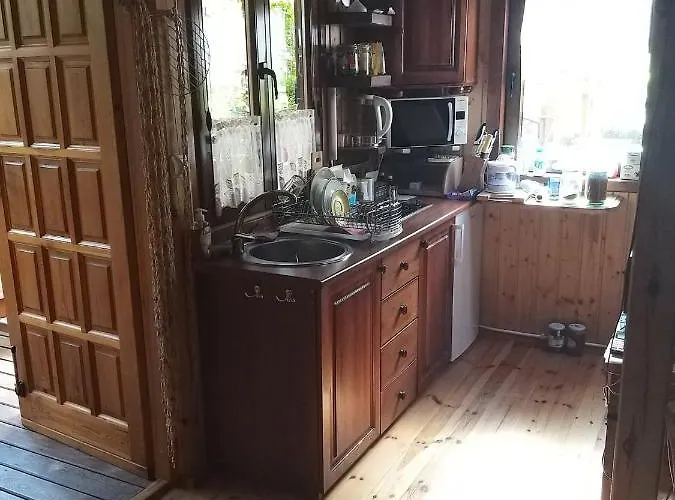 Lodge Letniskowy 8 -osobowy *